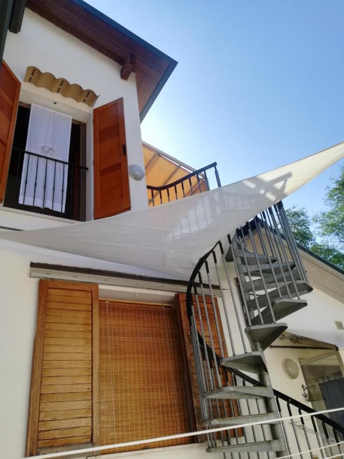 Charming House In Marina Di Ravenna With Fenced Garden Villa Exterior photo