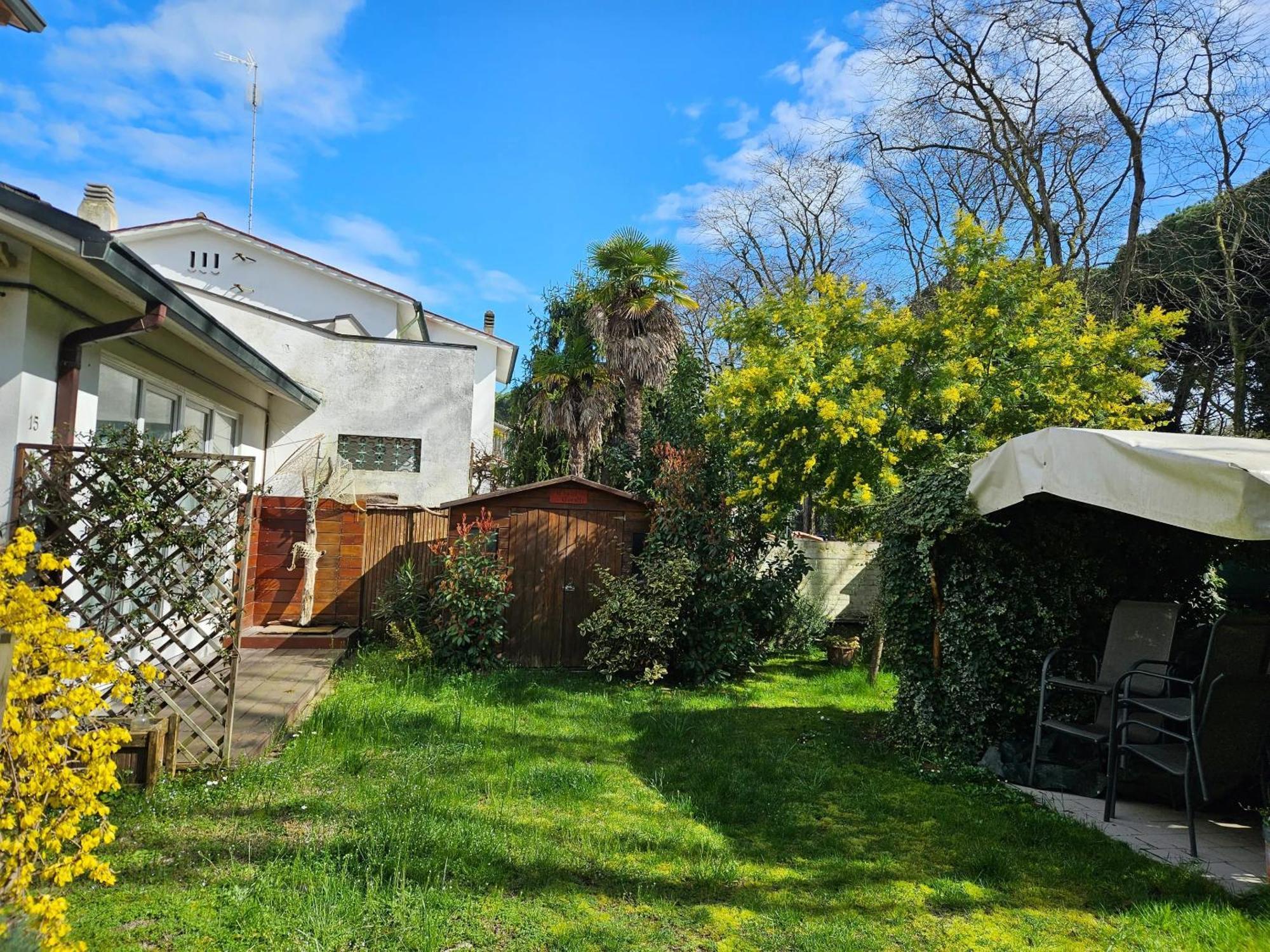 Charming House In Marina Di Ravenna With Fenced Garden Villa Exterior photo